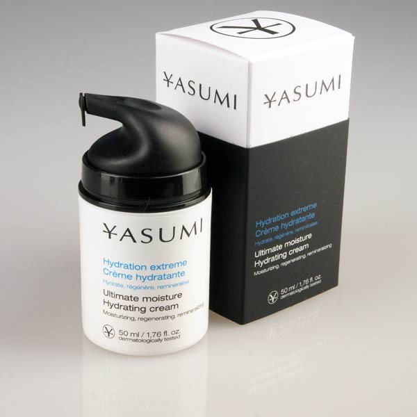 Regenerering med Ultimate Moisture Hydrating Cream fra YASUMI
